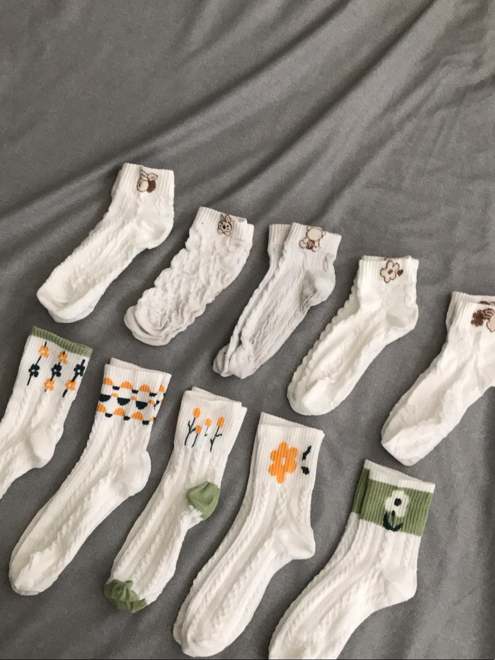 10 Pairs of White Floral & Green Accent Crew Socks